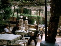 ma2003dia037.jpg